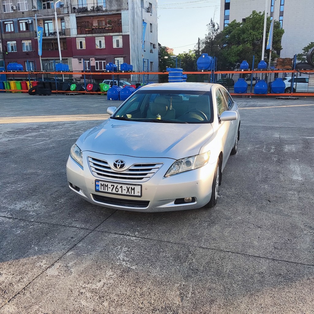Toyota Camry XV40 LE