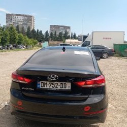 Hyundai Elantra - фото 3