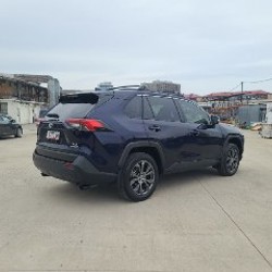 Toyota RAV4 Hybrid - фото 3