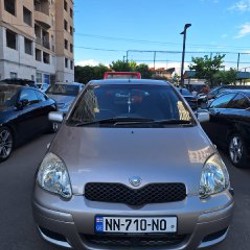 Toyota Vitz - фото 6