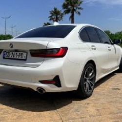 BMW 330e Plug-in Hybrid - фото 4