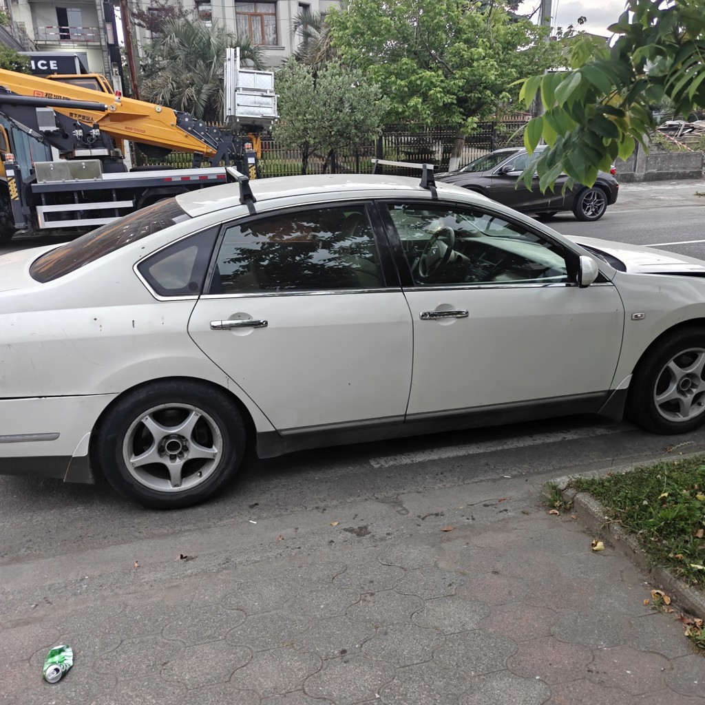 Nissan Teana J31
