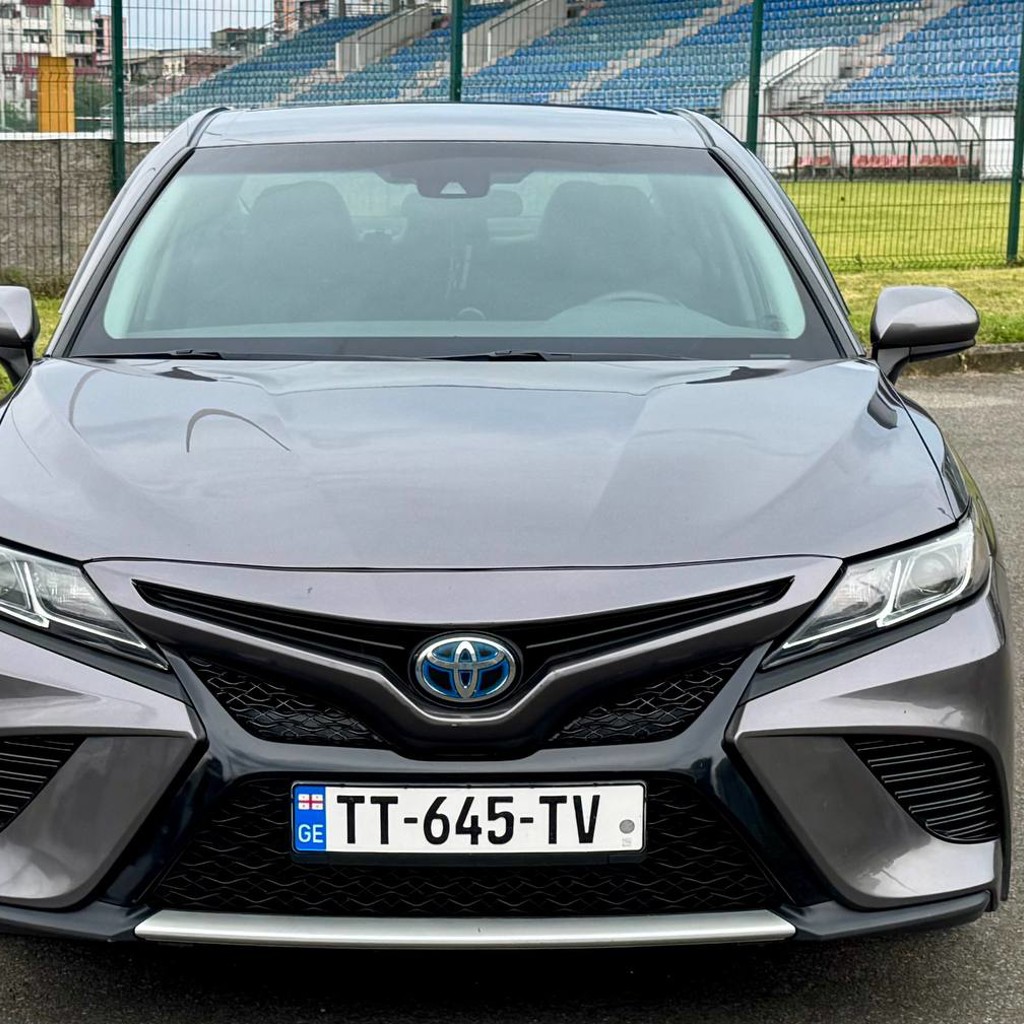 Toyota Camry 70 Hybrid