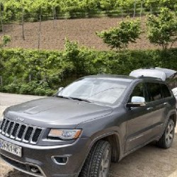 Jeep Grand Cherokee - фото 2