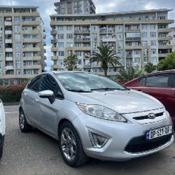 Ford Fiesta SES - фото 2