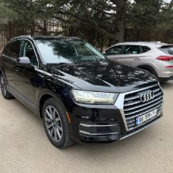 Audi Q7 - фото 7