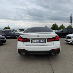 BMW 5 G30 518D М ПАКЕТ - фото 2