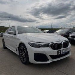 BMW 5 G30 518D М ПАКЕТ - фото 6