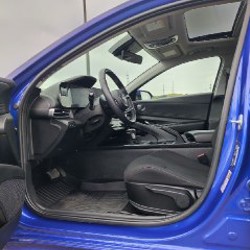 HYUNDAI Elantra Luxury - фото 6