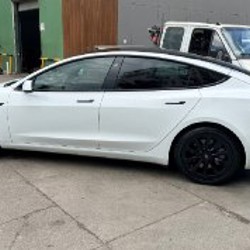 Tesla Model 3 Standard Plus - фото 9