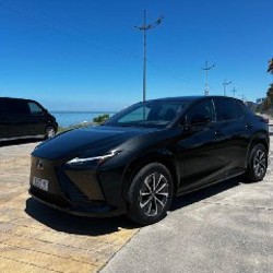 LEXUS RZ450e - фото 2