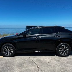 LEXUS RZ450e - фото 5