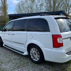 CHRYSLER TOWN & COUNTRY - фото 3