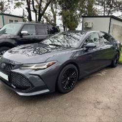 Toyota Avalon Limited - фото 3