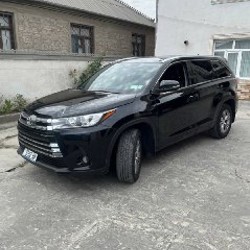 Toyota Highlander - фото 2
