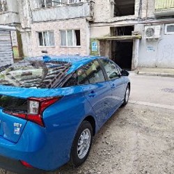 Toyota Prius - фото 2