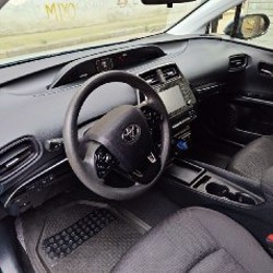 Toyota Prius - фото 4