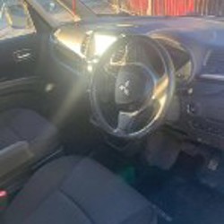 Mitsubishi Delica D2 - фото 5