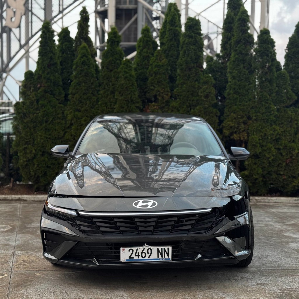 HYUNDAI ELANTRA LIMITED Hybrid