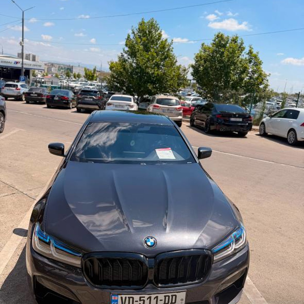 BMW G30 530