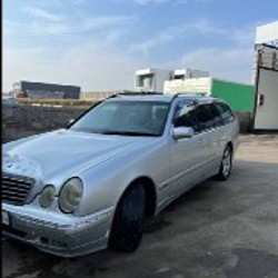 Mercedes e class - фото 2
