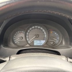 Toyota Auris - фото 8