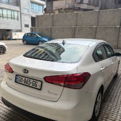Kia Forte LX 2.0 - фото 3