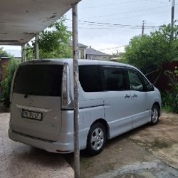 Минивен Nissan Serena - фото 2