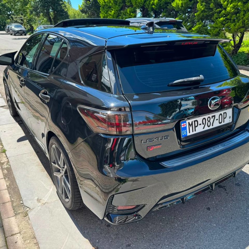 Lexus CT 200h