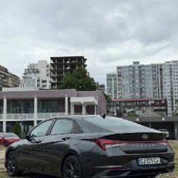 Hyundai Elantra SEL - фото 3