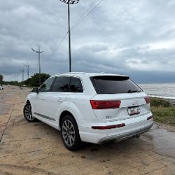 Audi Q7 Prestige - фото 2