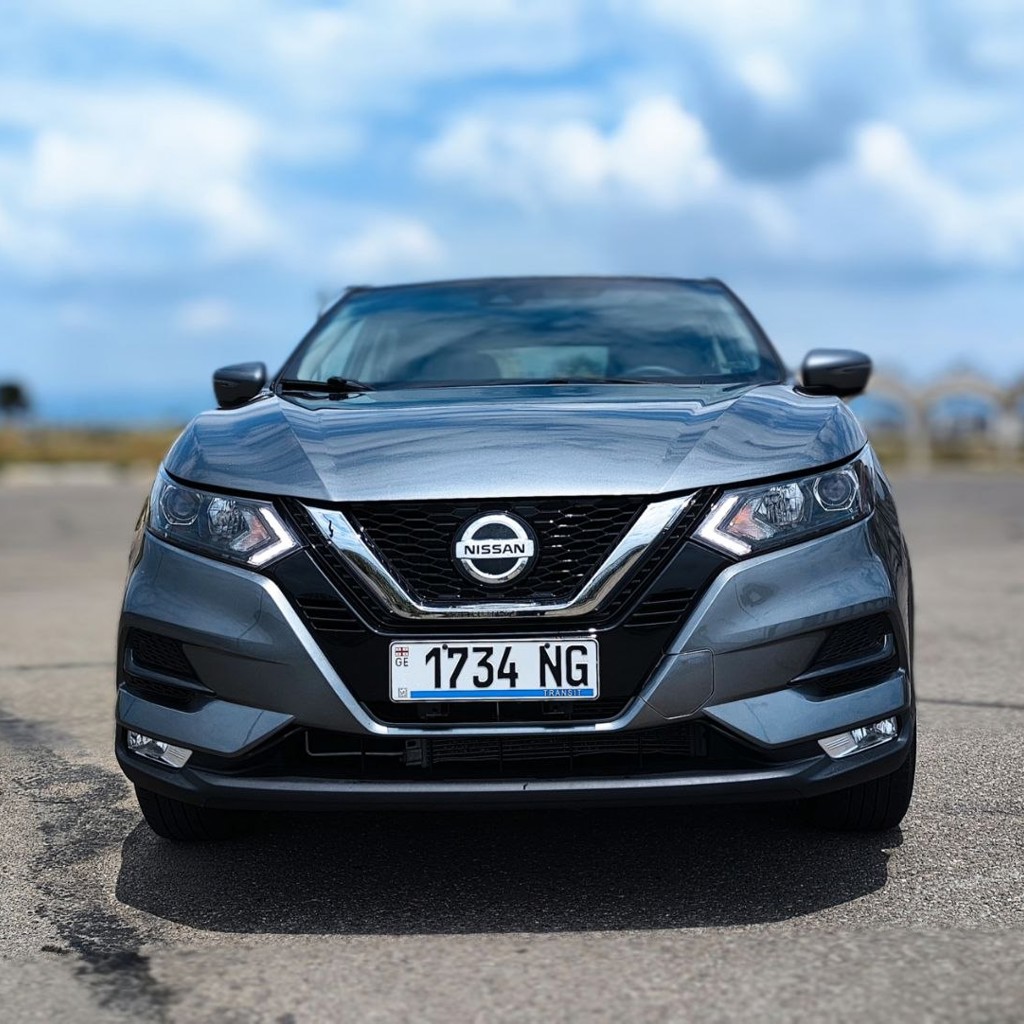 NISSAN Qashqai AWD