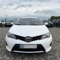 Toyota Corolla - фото 2