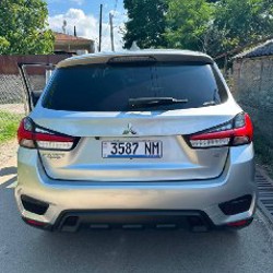Mitsubishi Outlander - фото 3