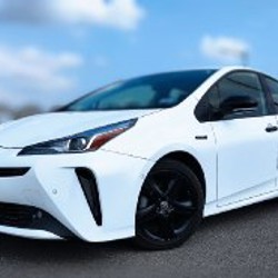 TOYOTA Prius XLE HYBRID - фото 5