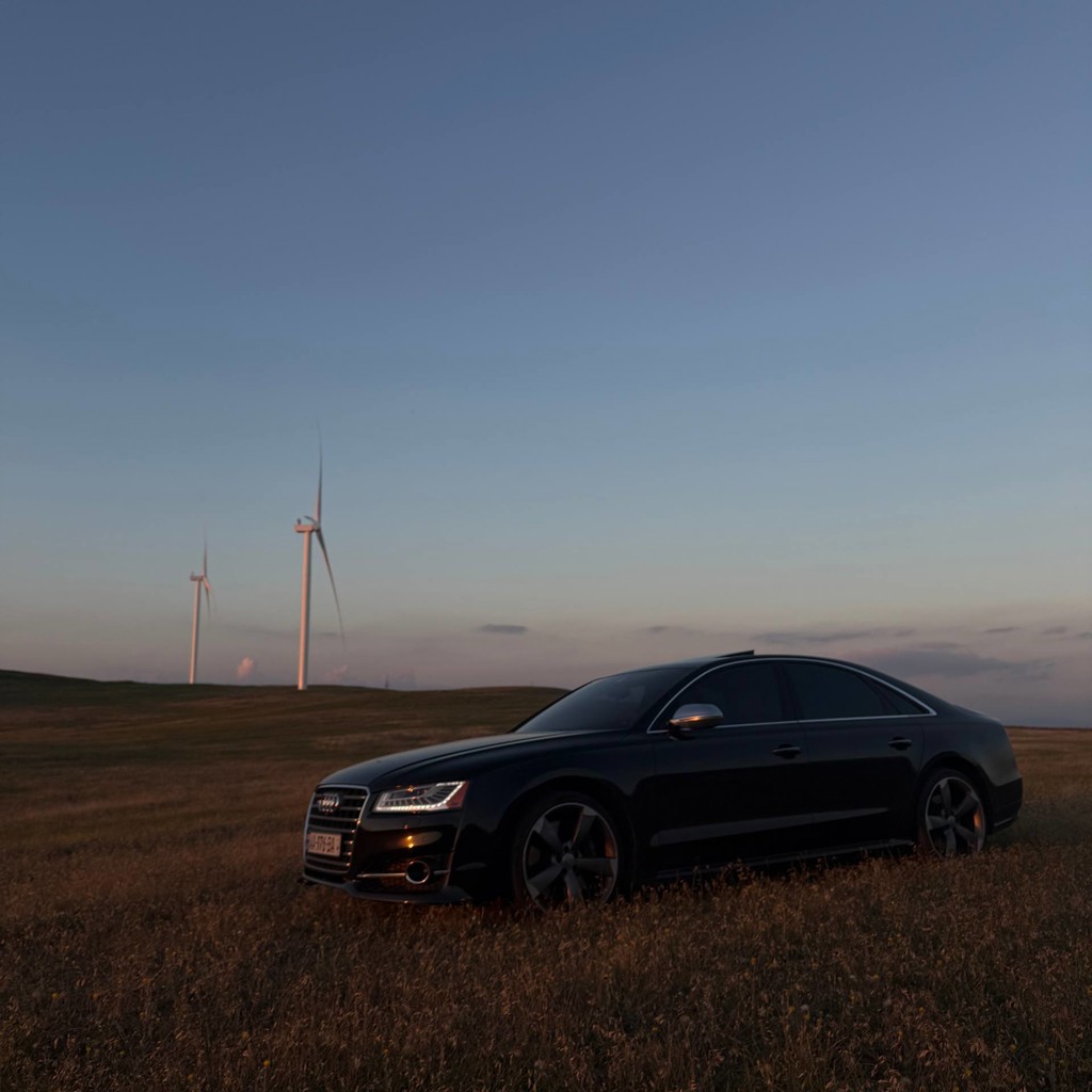 Audi S8