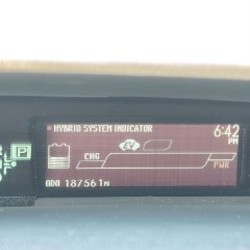 Toyota Prius - фото 3