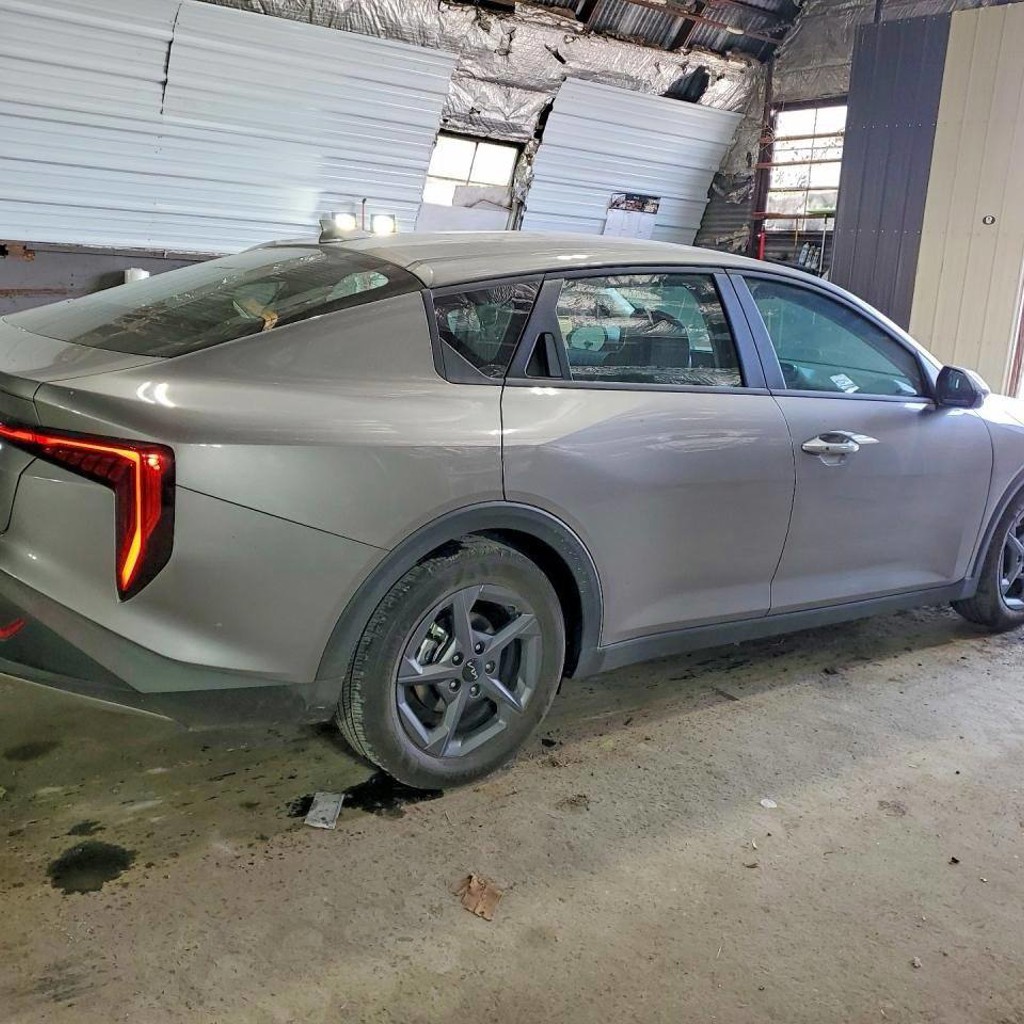 KIA K4 LXS