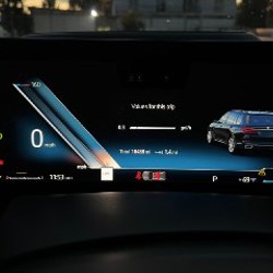 BMW X7 M Sport - фото 8