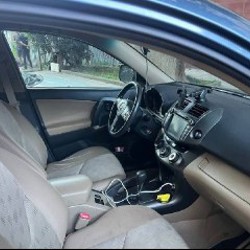 Toyota RAV4 - фото 4