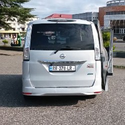 Nissan Serena C26 - фото 5