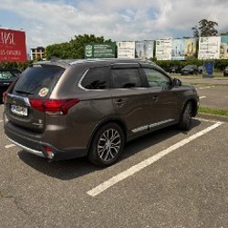 Mitsubishi Outlander 2017 SEL - фото 3