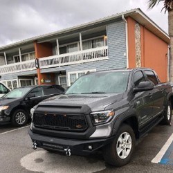 Toyota Tundra Crewmax - фото 2