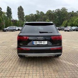 Audi Q7 - фото 5