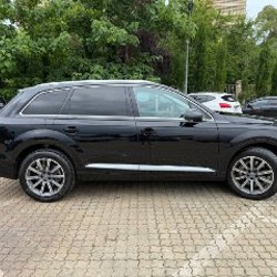 Audi Q7 - фото 6