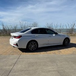BMW 330i xDrive - фото 7