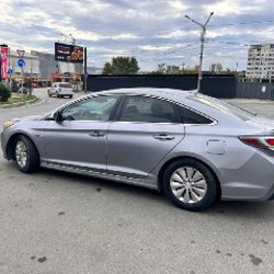 Hyundai Sonata - фото 2