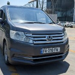 Honda Stepwgn - фото 8