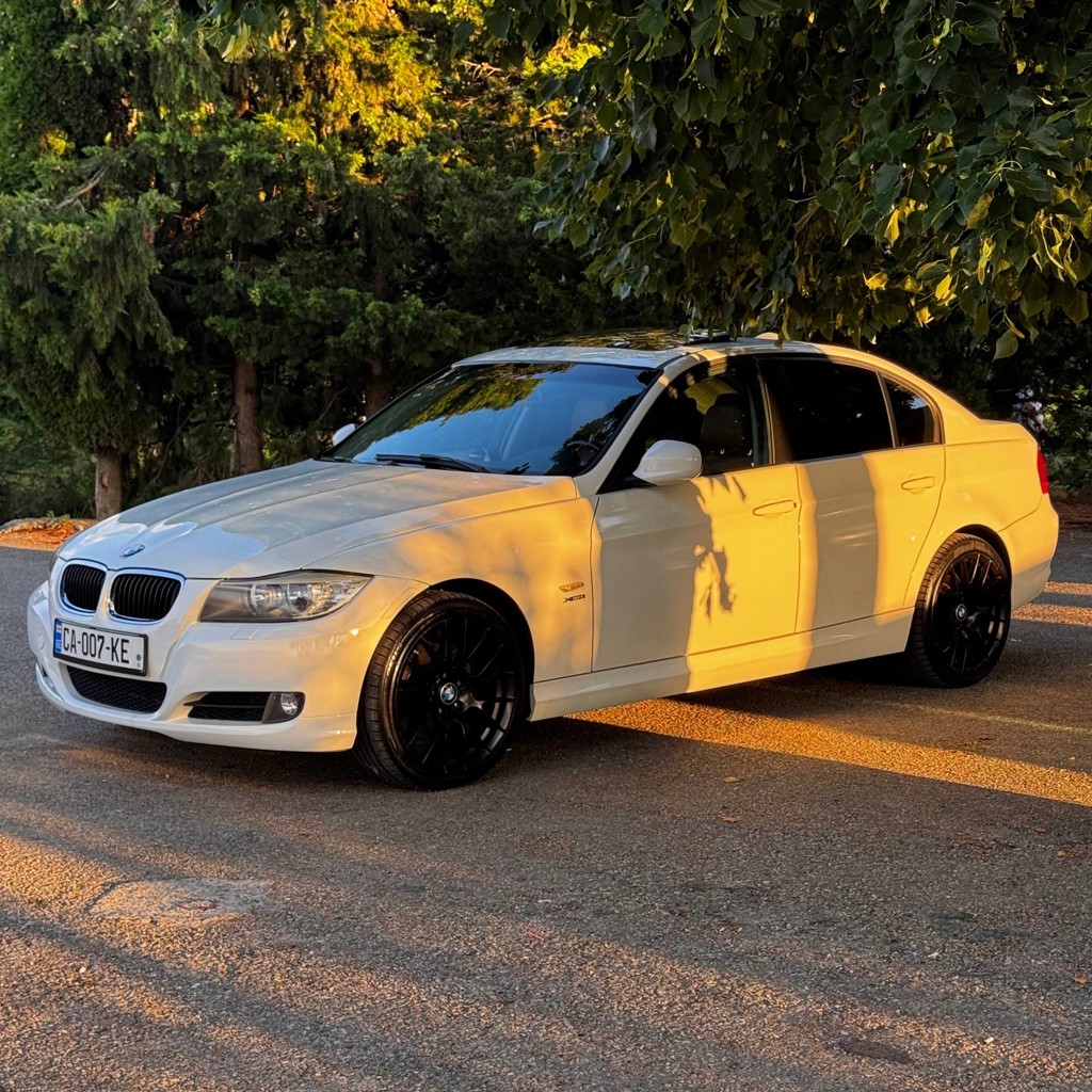 BMW 3 series E90