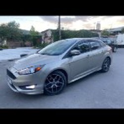 Ford Focus SE - фото 3